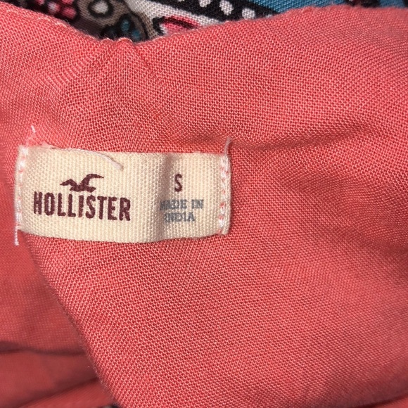 HOLLISTER size small tiered boho top - Picture 4 of 4